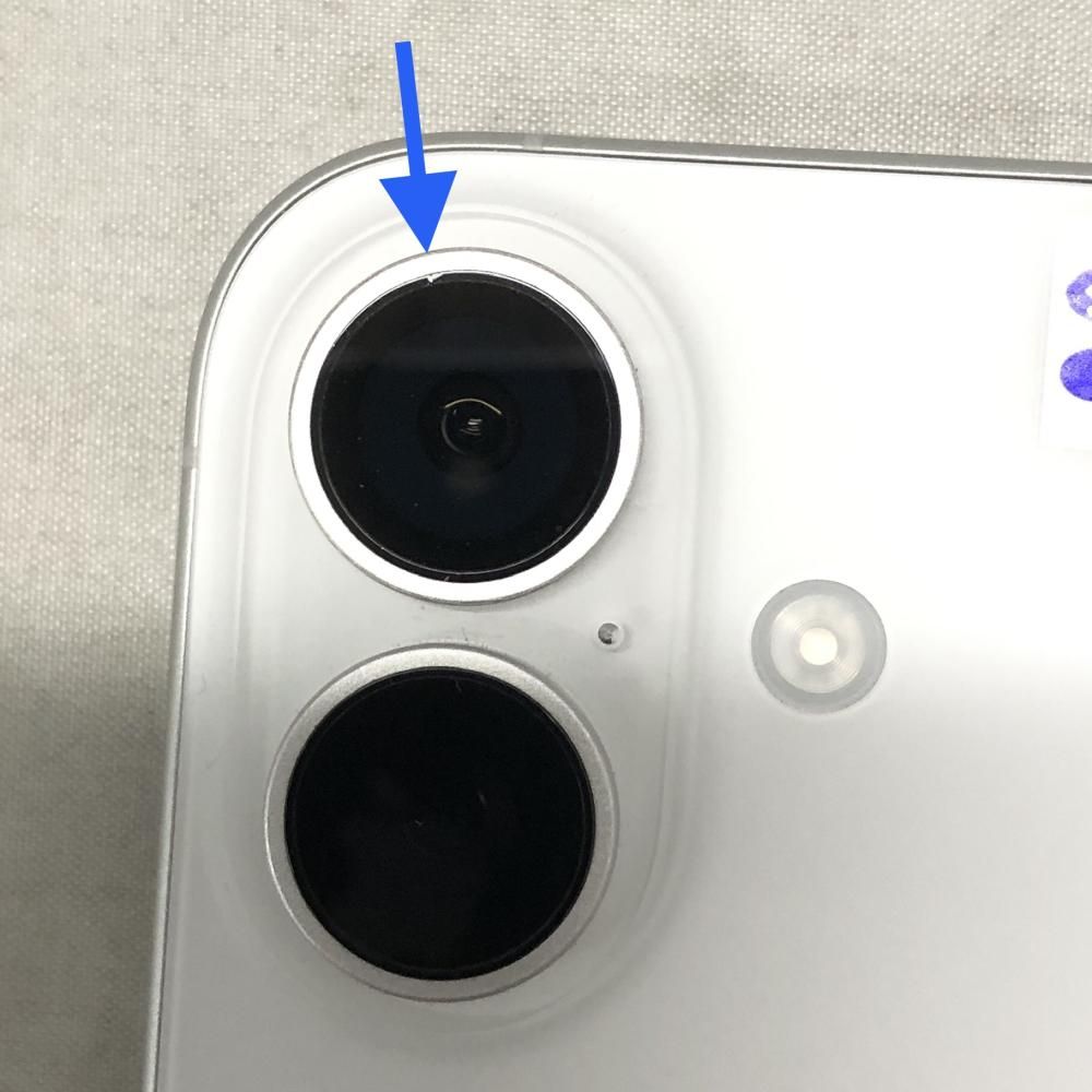 中古iPhone 16 128GB ホワイト SIMフリー 画面傷あり - メルカリ