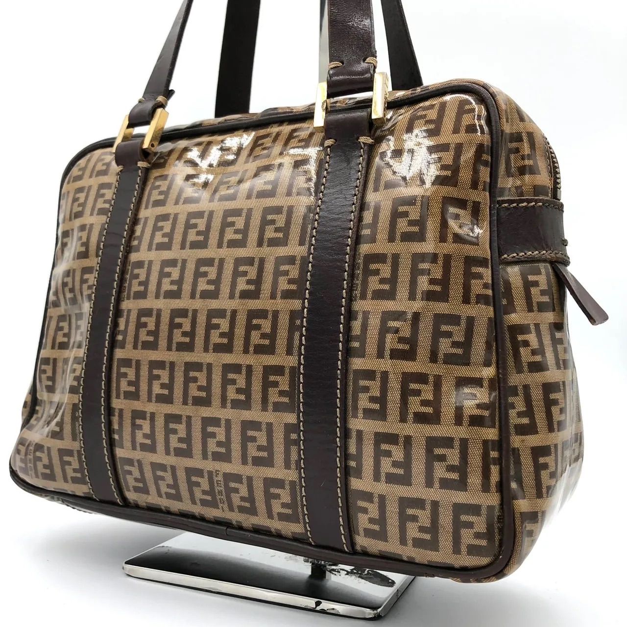 ズッキーノ柄 FENDY フェンディ メンズ レザーグラブ 手袋 保存袋付き FENDI フェンディ FENDI ズッキーノ エナメル×レザー バッグ