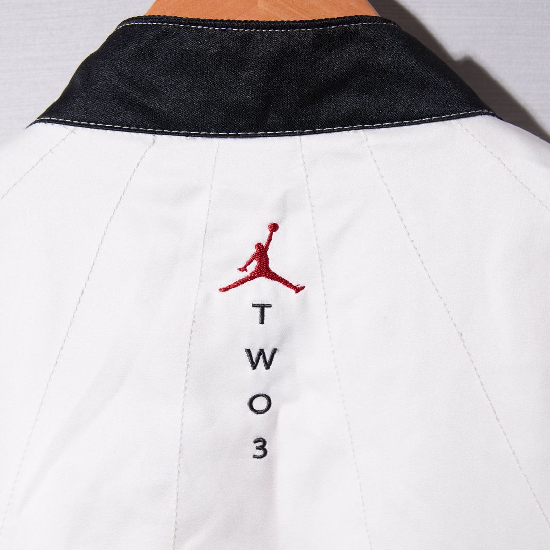 ナイキ NIKE エアジョーダン AIR JORDAN ナイロンジャケット L 大きめ 