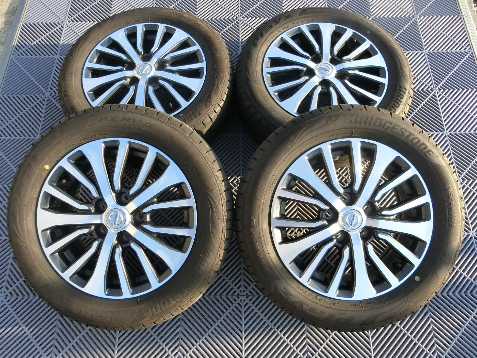 日産純正 セレナ C26 アルミホイール1本 R16 セレナ c26（リム径 
