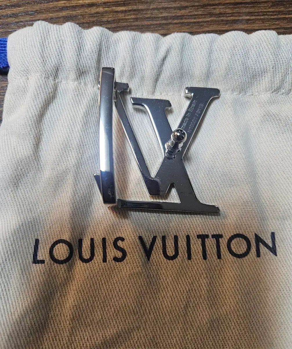 Buy from Japan Easily