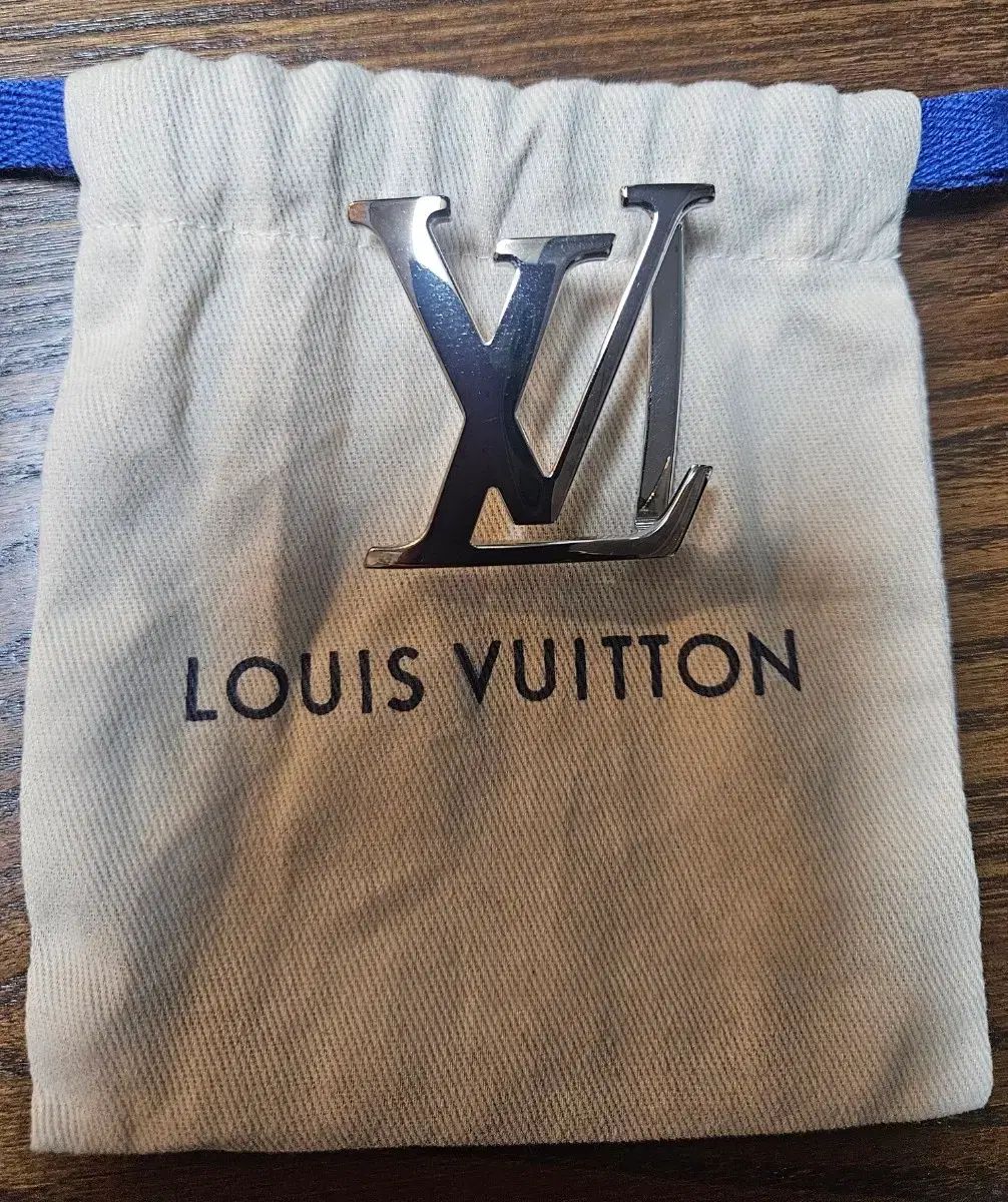 Buy from Japan Easily