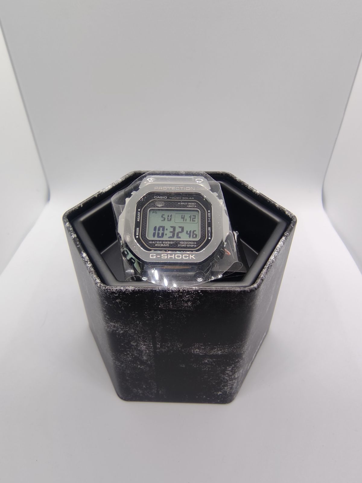 [未使用品] G-SHOCK GMW-B5000D-1DR(海外向け正規品) 未使用品] G-SHOCK GMW-B5000D-1DR(海外向け正規品)Bluetooth搭載 タフ