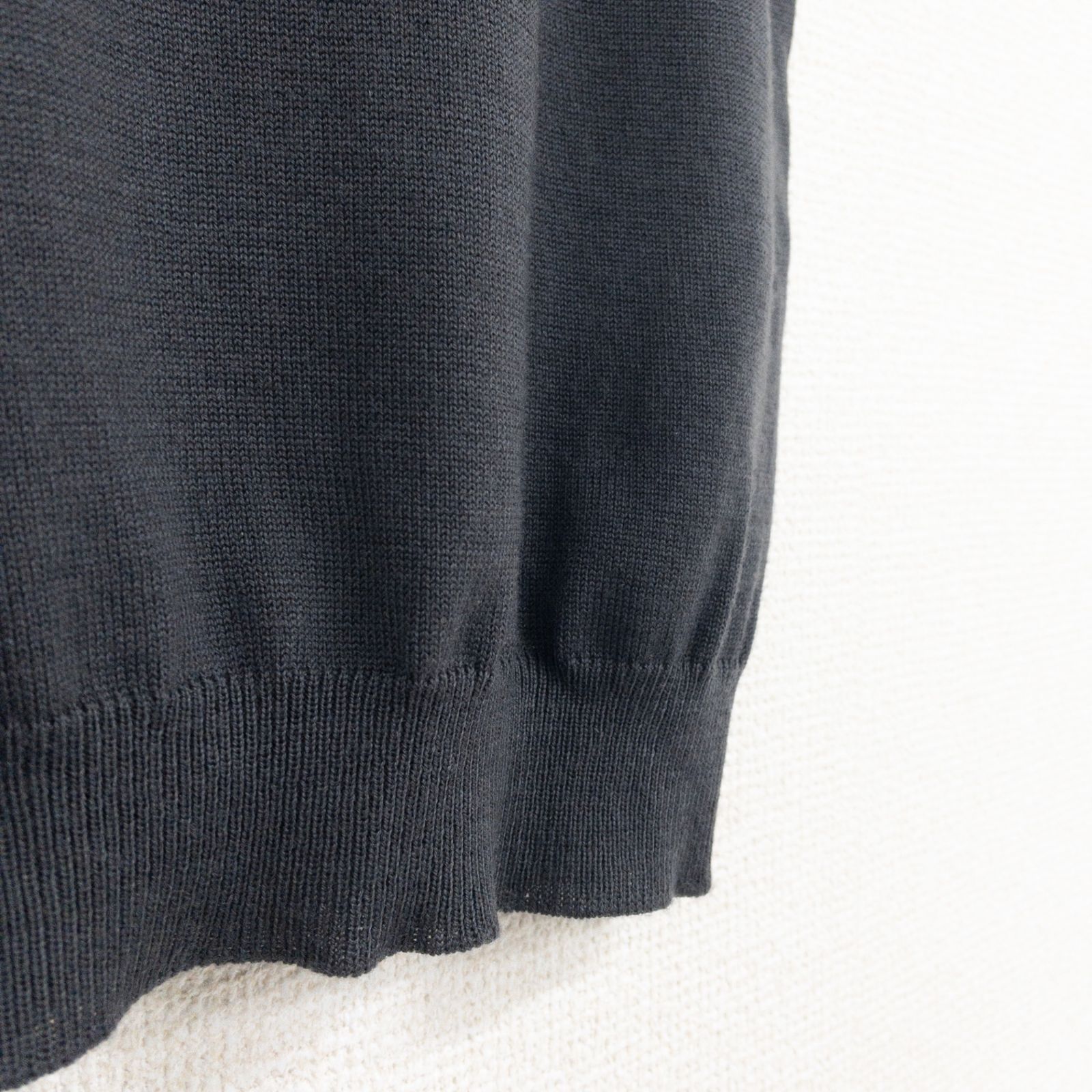 PRADA プラダ ニットトップス ノースリーブ フリル ウール グレー 