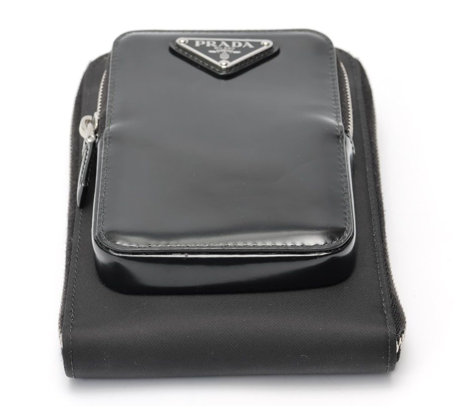 プラダ / PRADA Re-Nylon スマートフォンケース / フォンホルダー