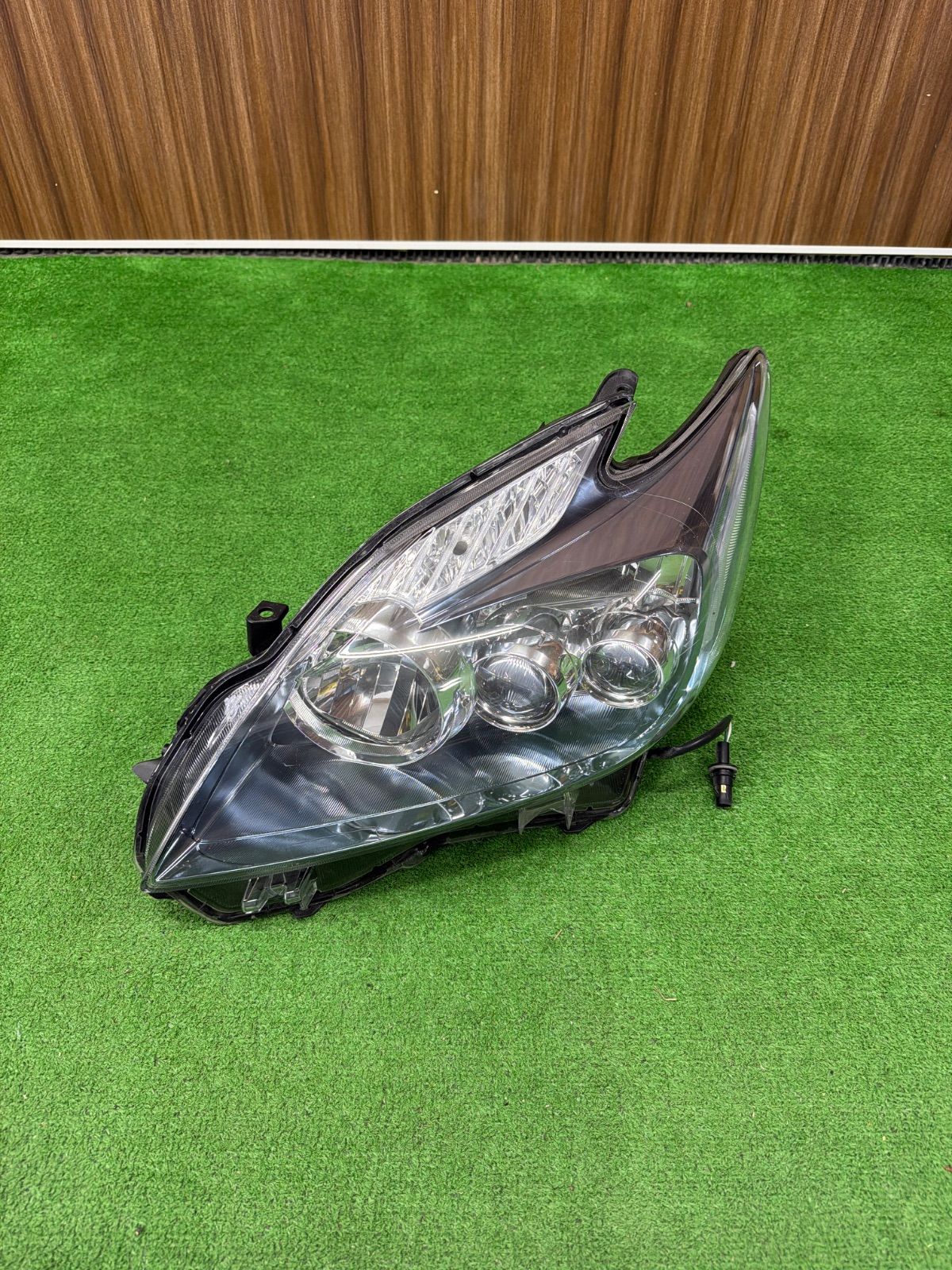 プリウス60 左ヘッドライト ジャンク トヨタ プリウス ヘッドライトの中古品 2026年最新Yahoo!オークション