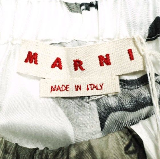 MARNI マルニ 24SS イタリア製 NOCTURNAL PRINT SKIRT フローラルプリント シルクスカート GOMA0107A0 UTSG18 36 BLACK/WHITE(REN99) 定価129,800円 ボトムス【新古品】【中古】【MARNI】 新品 MARNI マルニ 24SS イタリア製 NOCTURNAL PRINT SKIRT フローラル