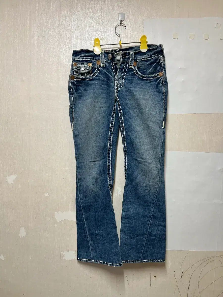 TRUE RELIGION(トゥルーレリジョン) JOEY コーデュロイ ブーツカット 