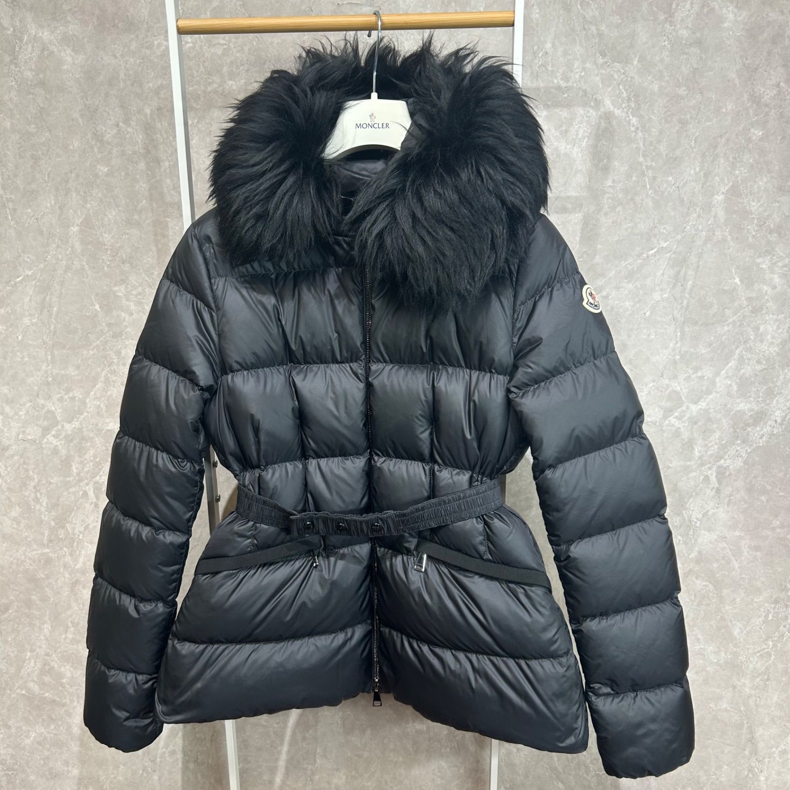 未使用級】MONCLER モンクレールダウンジャケットBOEDリアルファー24 