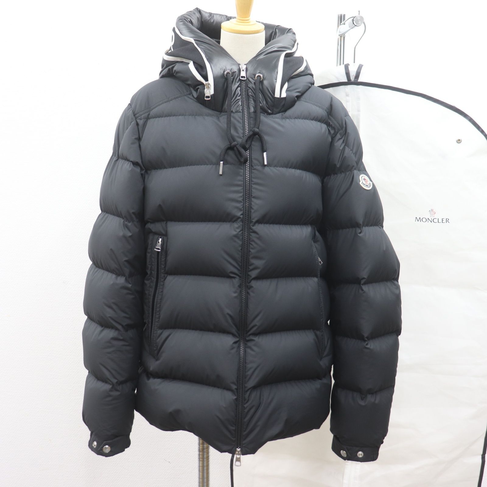 ITV0MO3NSDD4 即決 本物 国内正規 MONCLER モンクレール CARDERE 