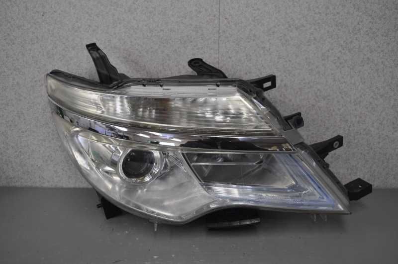 右 ヘッドライト LED レベライザー付 ヘッドランプ (HFC26 C26) セレナ