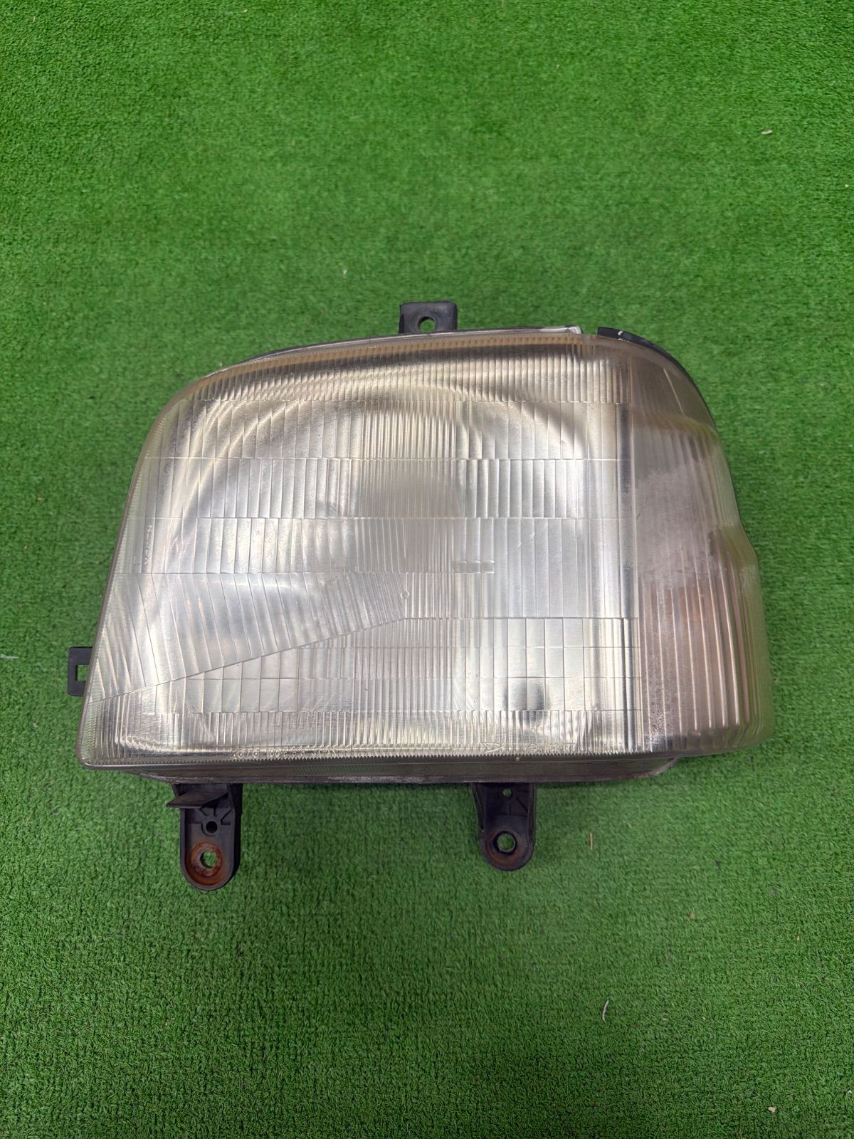 【傷極少】ダイハツ ハイゼット バン S210V S200V ヘッドライト 左側 100-51616 ダイハツ（DAIHATSU） 【交換用に 割れなし】ダイハツ S200V S210V
