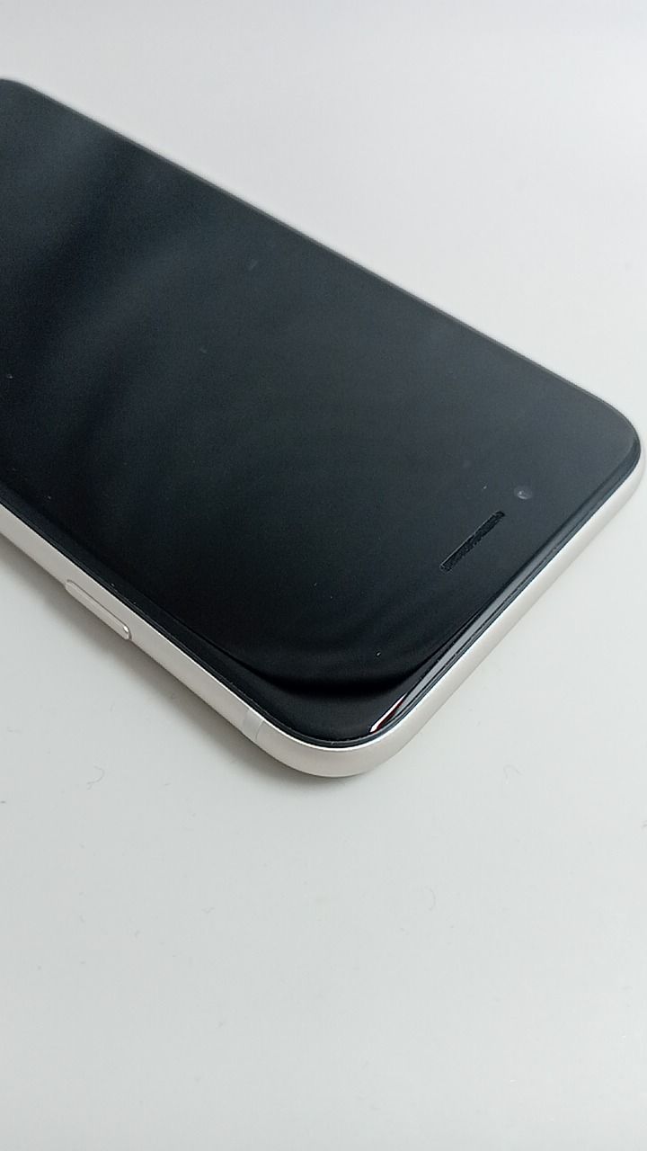整備済！ iPhoneSE A2782 128GB スターライト 本体 SIMフリー 箱 