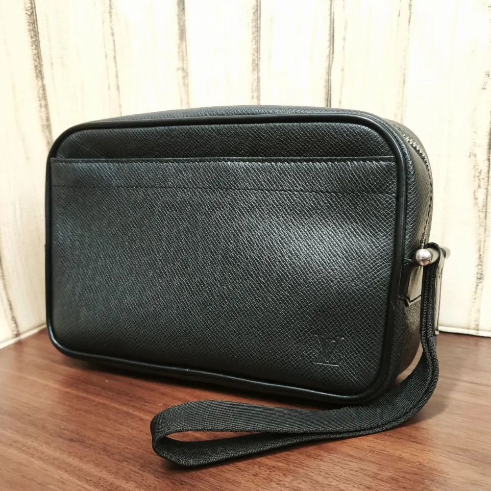 Louis Vuitton ルイヴィトン タイガ カルガ セカンドバッグ ハンドバッグ 黒 M30812（SNA）32600FA