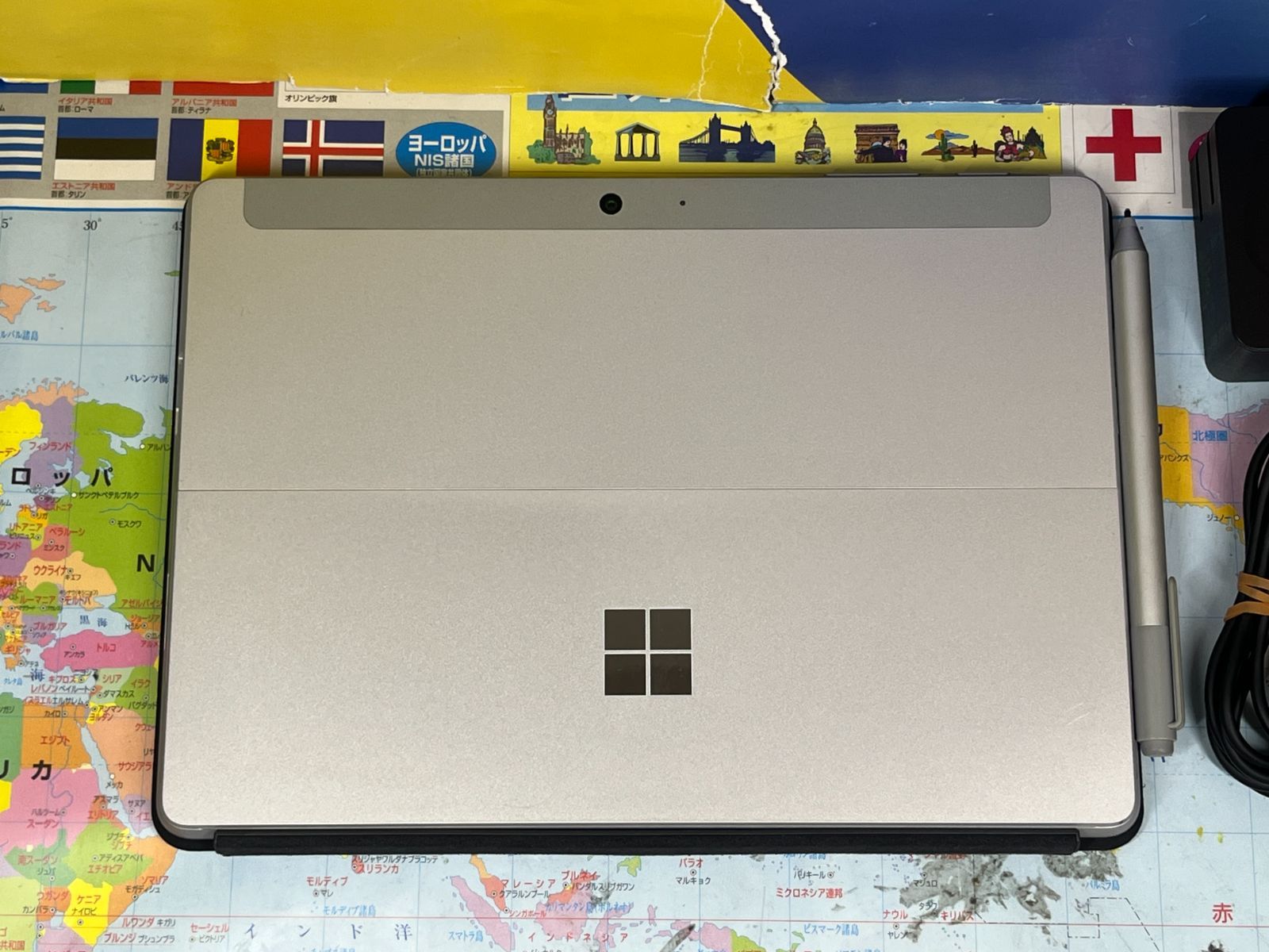 JC08161 極美品 Surface Go 2 10.5型 キーボード ペン 綺麗 タブレット Win11 軽量 Amazon.co.jp: 【整備済み品】軽量小型タブレットPC Surface Go 2