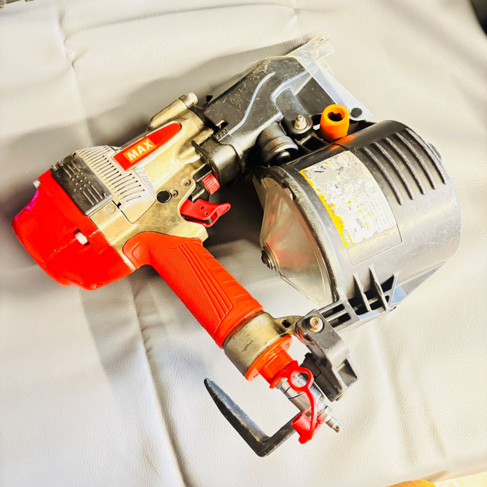 ◇マックス(MAX) 高圧エア釘打ち機 HN-65Z2 【中古】 【越谷店 