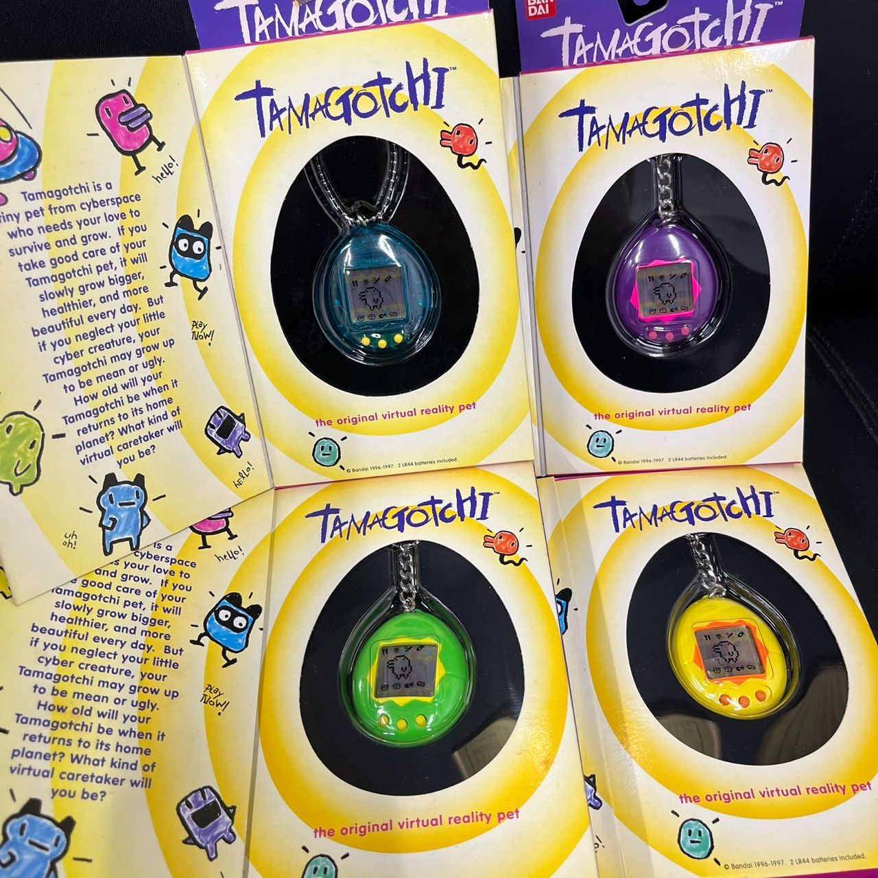 たまごっち　海外版 BANDAI】初代 たまごっち 4個セット 海外版 英語版 TAMAGOTCHI English