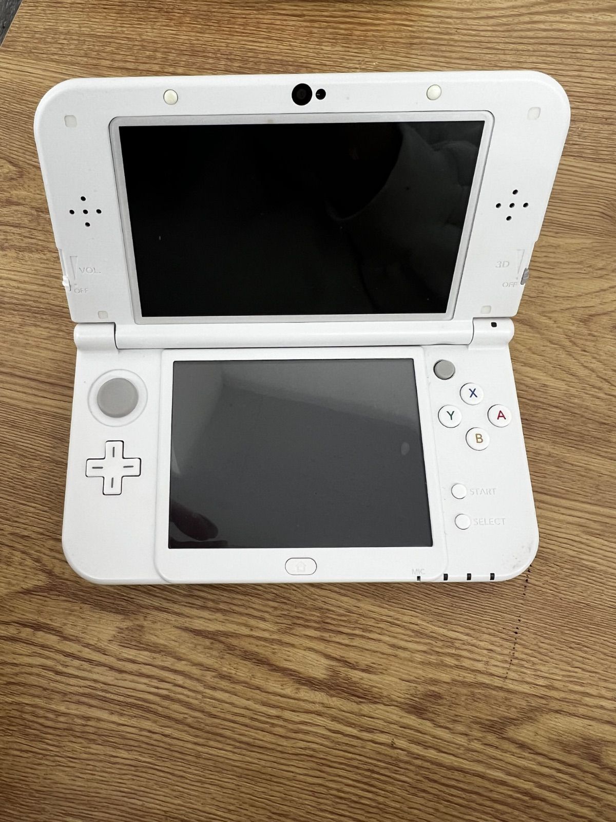 LL ホワイト ニンテンドー3DS 初期化済みNintendo 動作確認 動作品 【1