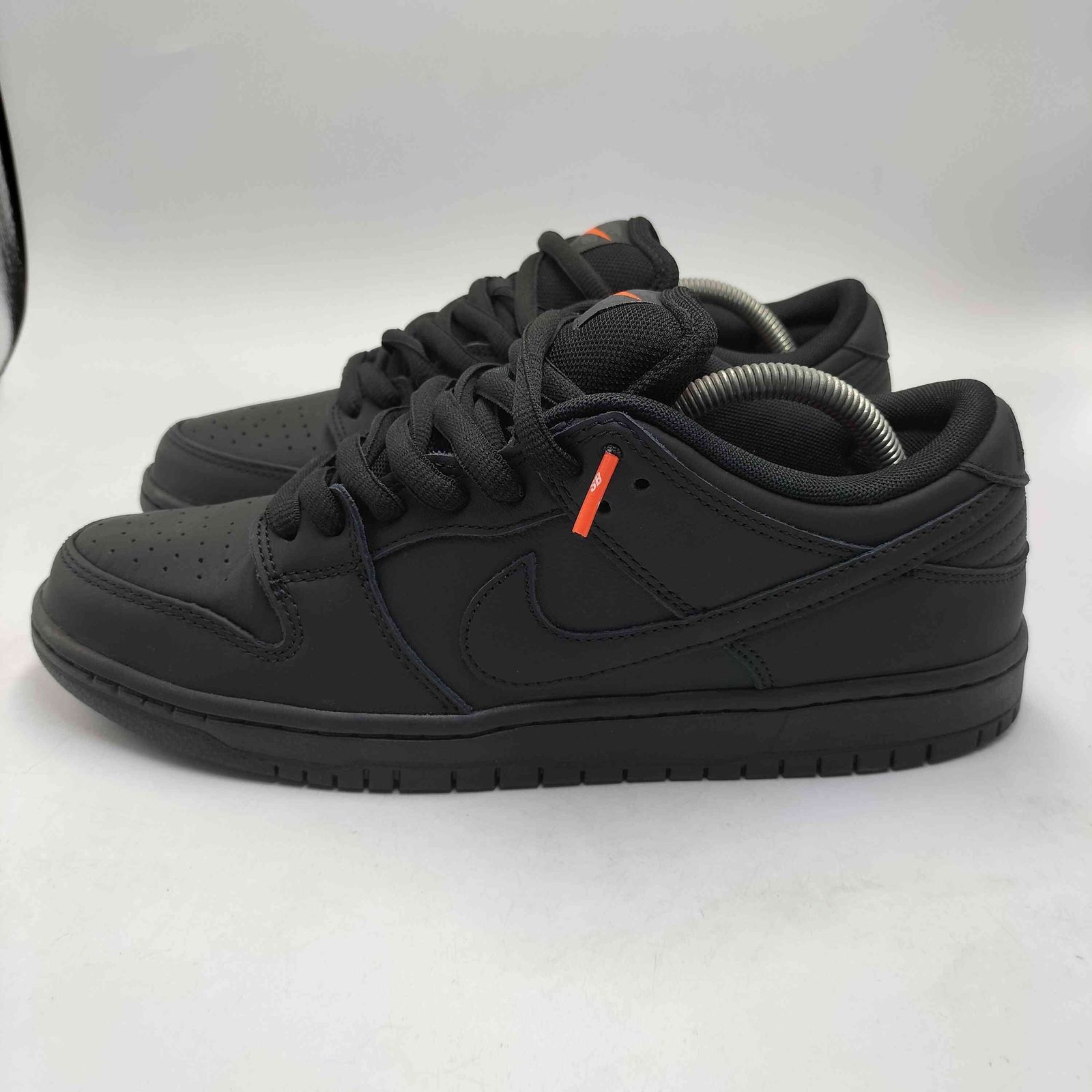 ナイキスケートボーディング NIKE SB Dunk Low Pro ISO Triple Black 
