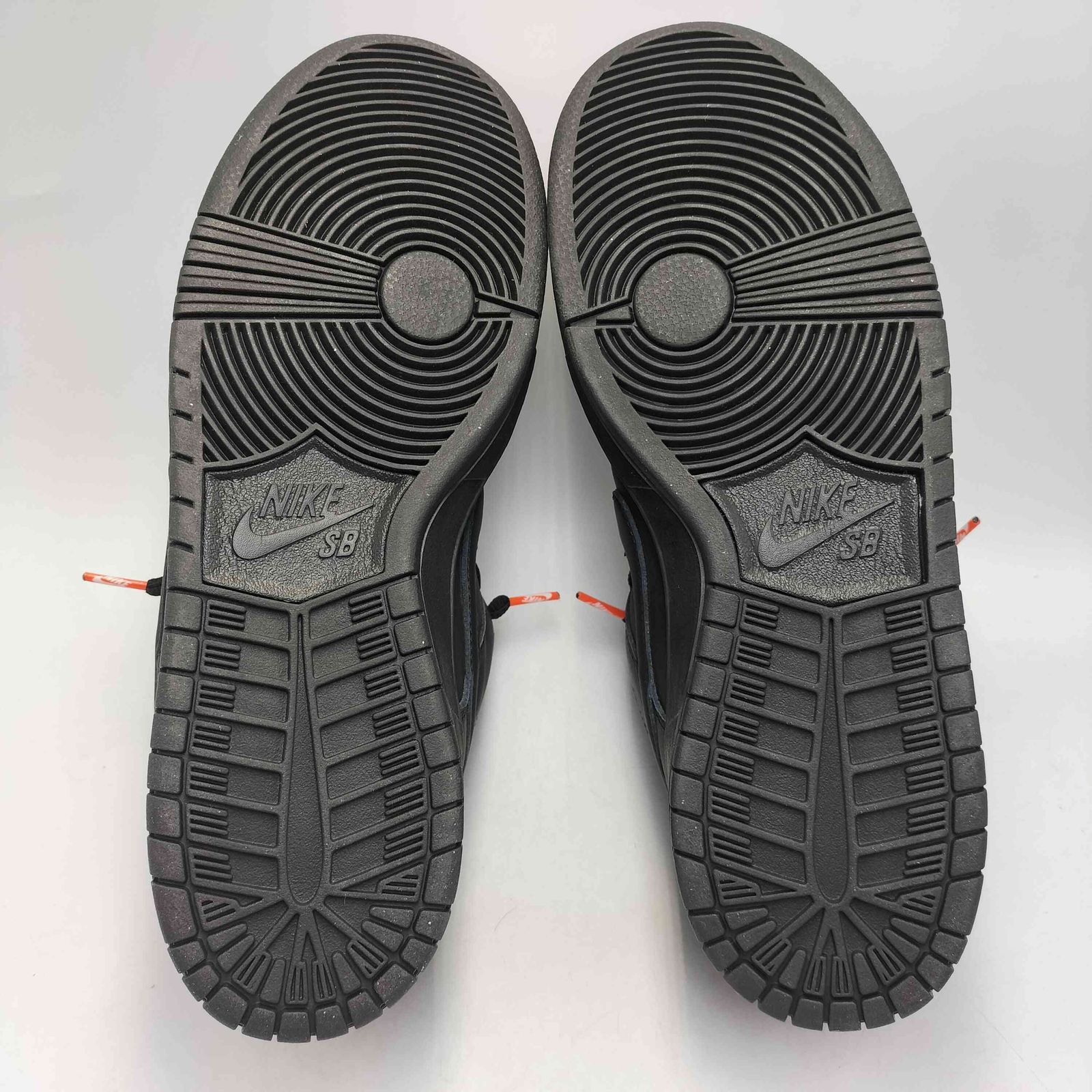 ナイキスケートボーディング NIKE SB Dunk Low Pro ISO Triple Black 
