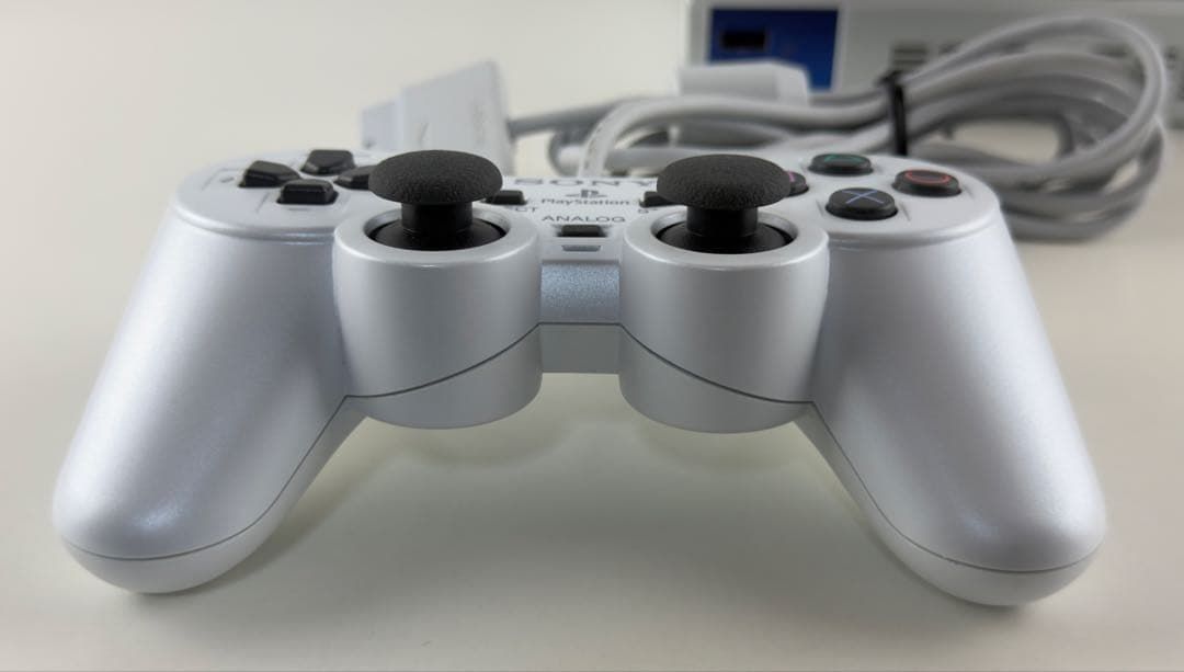 ほぼ新品 PS2 パールホワイト 本体 SCPH 50000 PW プレステ2 完品 SONY