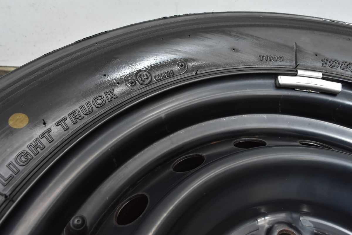 バリ溝】トヨタ 200 ハイエース 純正 15in 6J +35 PCD139.7 