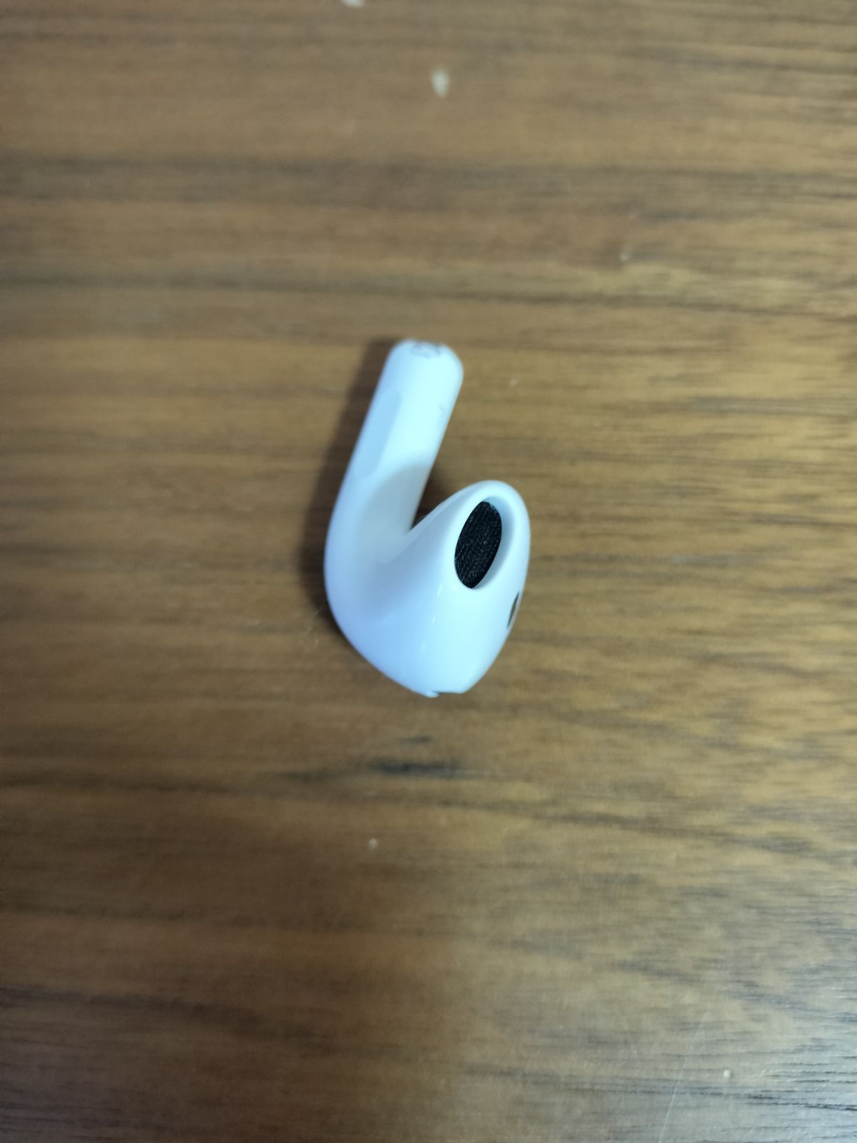AirPods 4ANC片耳（L） Amazon.com: Apple AirPods 4 (ANC) - Left Replacement AirPod (A3056