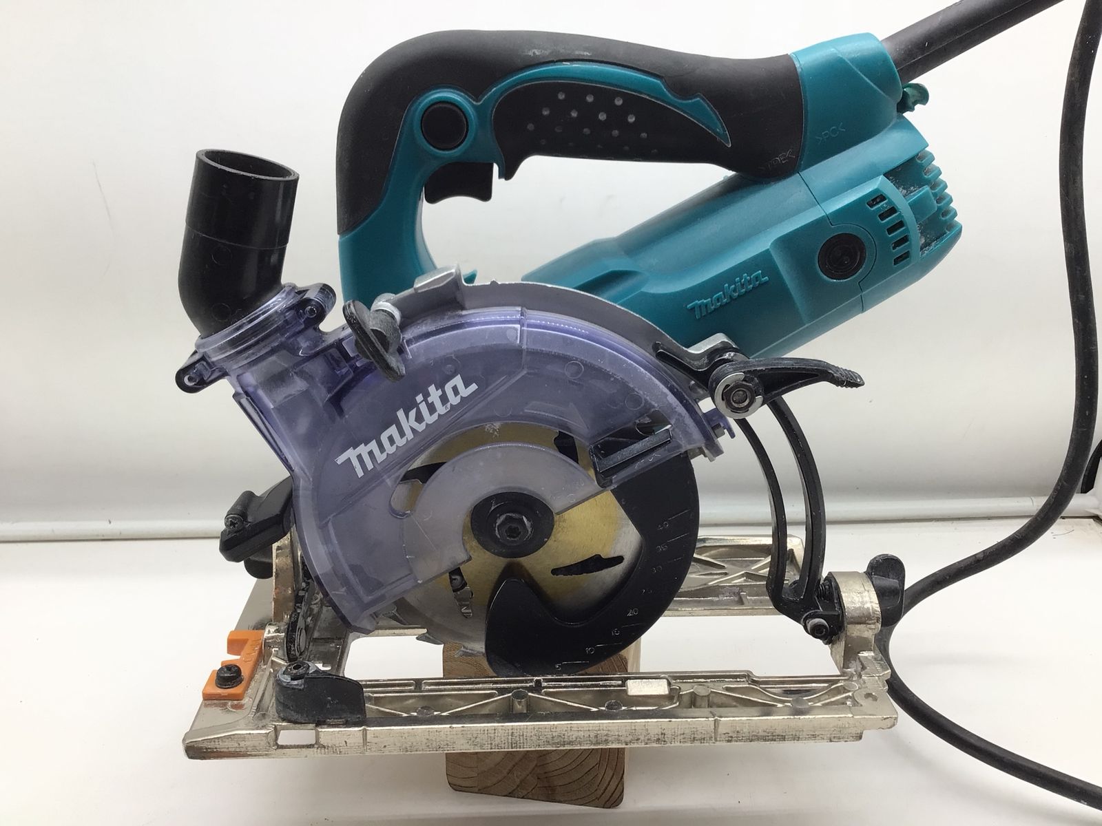 中古品】Makita/マキタ KS5200FX ☆ 125mm防じんマルノコ 逆勝手仕様 