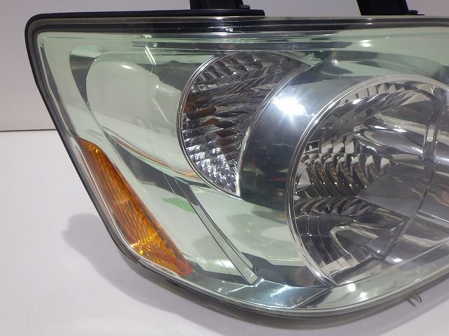 ノア 右ヘッドライト HID AZR60/65 後期 28-181 NO 81150-28830 