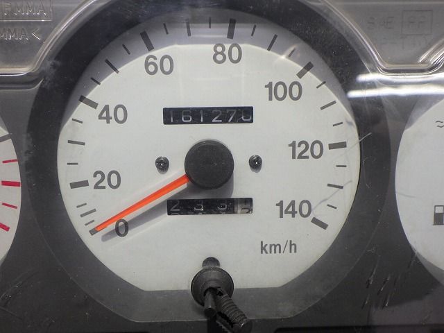 ジムニー スピードメーター JA22W MT用 161270km 34100-81CM0