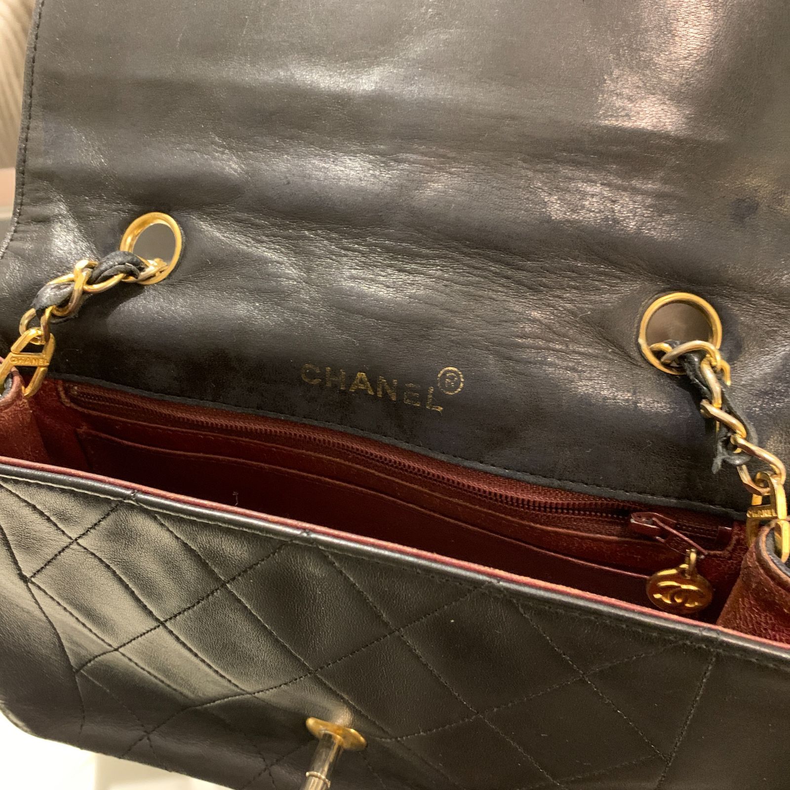 シャネル CHANEL ダイアナフラップ マトラッセ ターンロック チェーンダイアナ ショルダーバッグ シャネル CHANEL ダイアナフラップ マトラッセ ターンロック チェーン