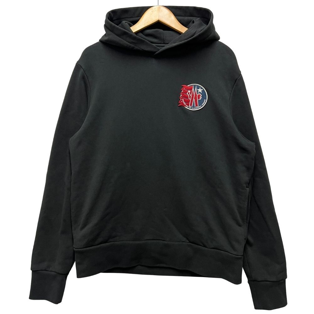 【最高級】モンクレール マグリア パーカー 黒 赤 ロゴ サイズM QRコード付 Moncler ブラック パーカー L MONCLER (モンクレール) MAGLIA プル
