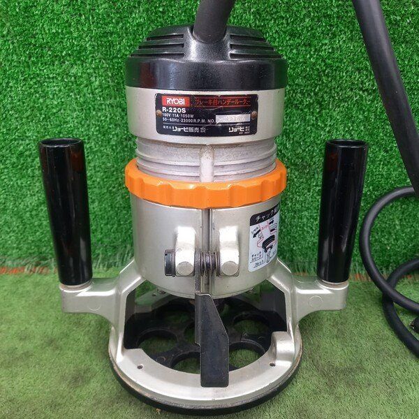 リョービ(RYOBI) R-220S ブレーキ付ハンデールーター【野田愛宕店】【店頭取引限定】【中古】 中古】リョービ R-220S ブレーキ付ハンデ―ルーター 【野田愛宕店