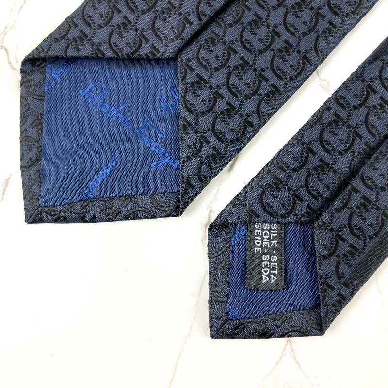 Salvatore Ferragamo - FERRAGAMO⁄SalvatoreFerragamo 【美品 Salvatore Ferragamo - FERRAGAMO⁄SalvatoreFerragamo 【美品