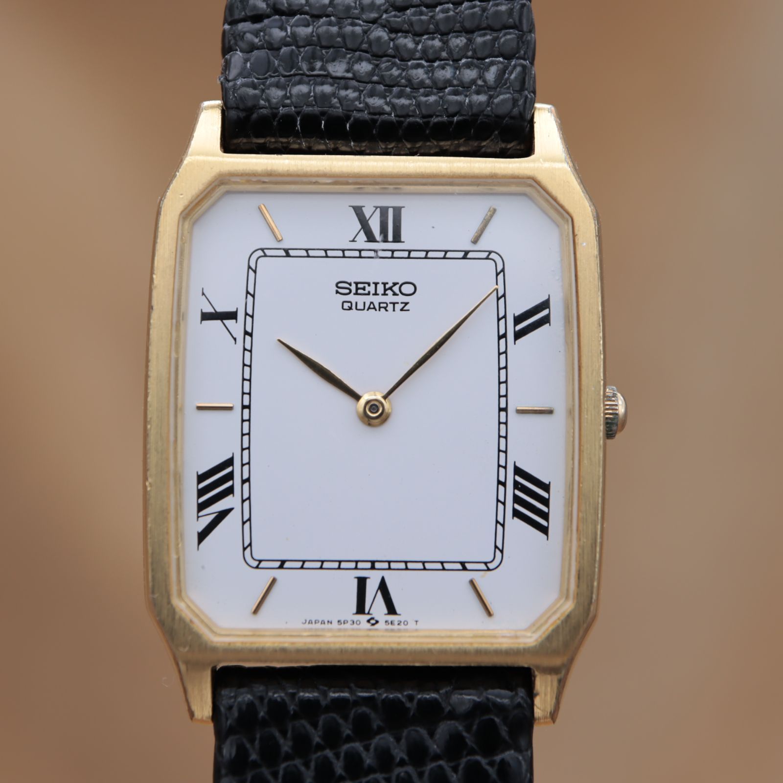 多数販売 セイコー 5P30-5D30 SEIKO QUARTZ 白文字盤 ローマン タンク 