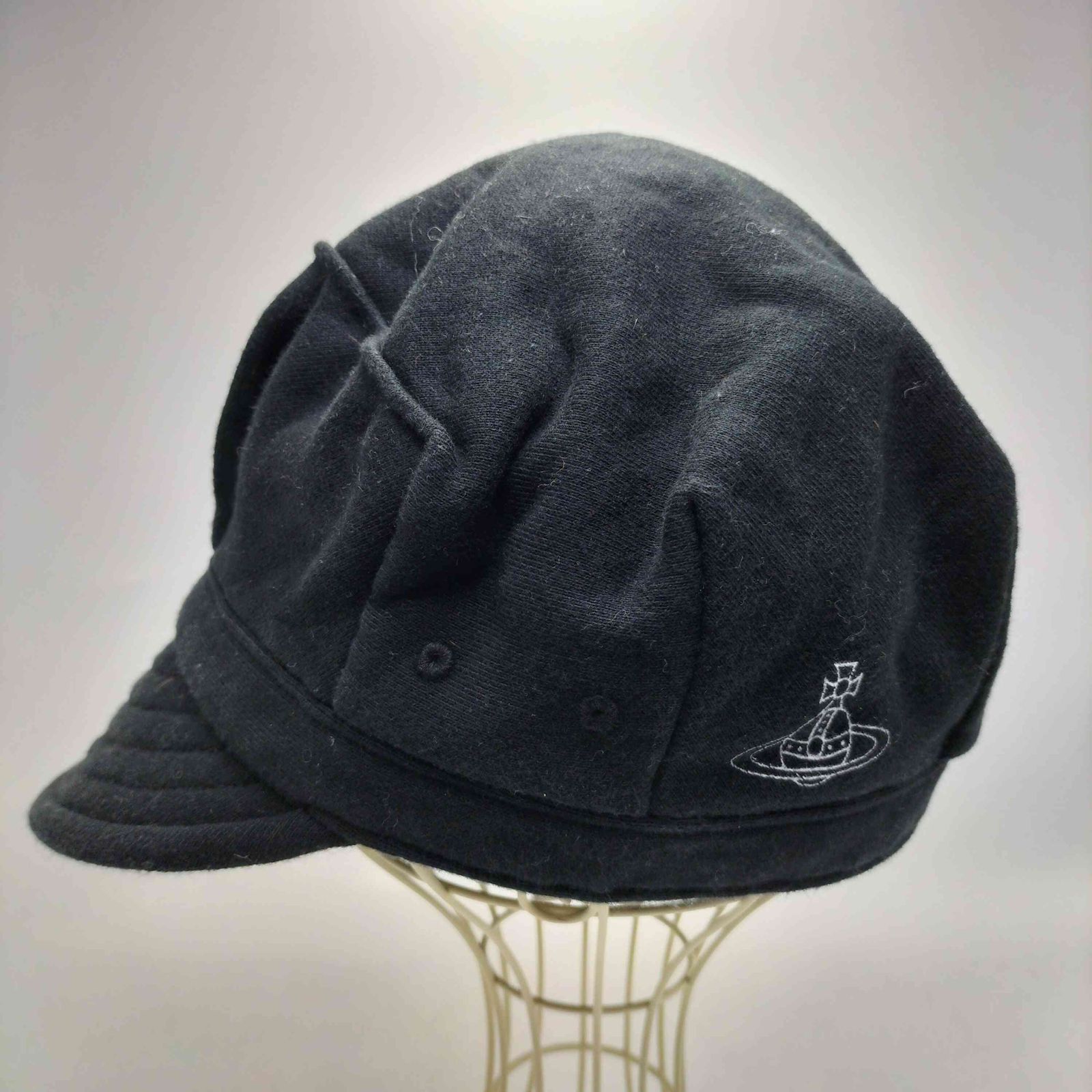 Vivienne Westwood 刺繍キャスケット ヴィヴィアンウエストウッド Vivienne Westwood 日本製 オーブロゴ