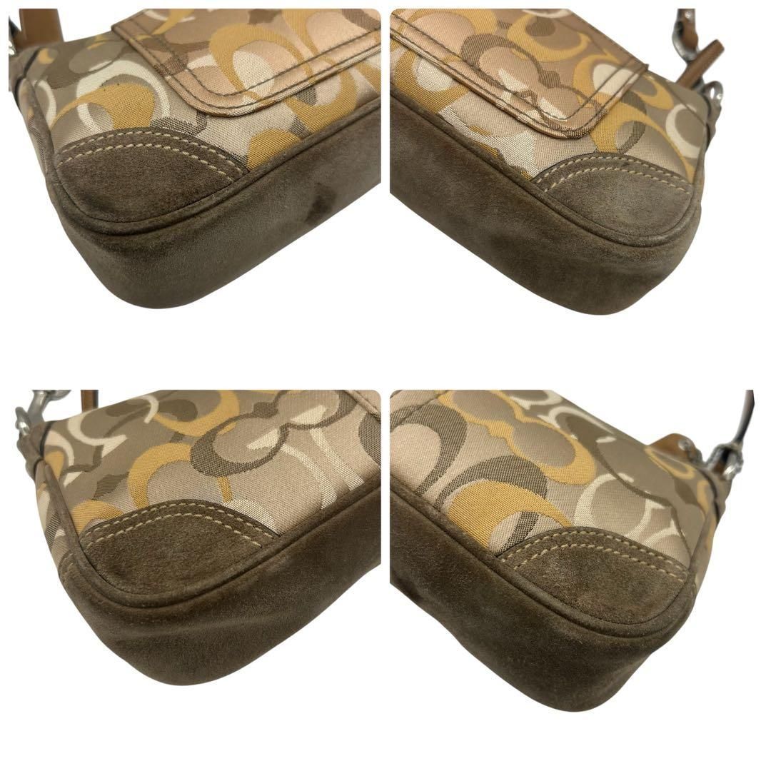 Coach Accessory Pouch Signature 2389 - メルカリ