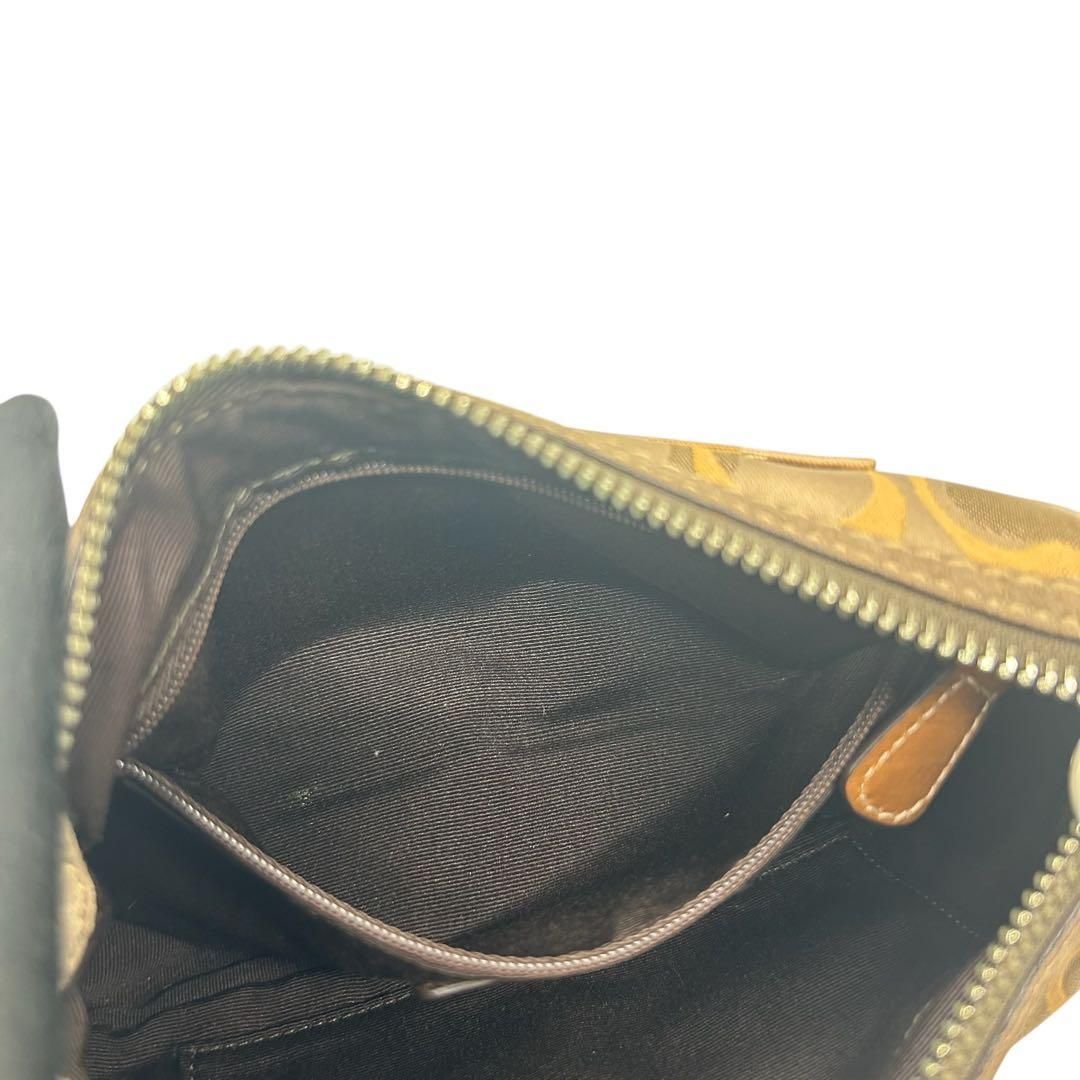 Coach Accessory Pouch Signature 2389 - メルカリ