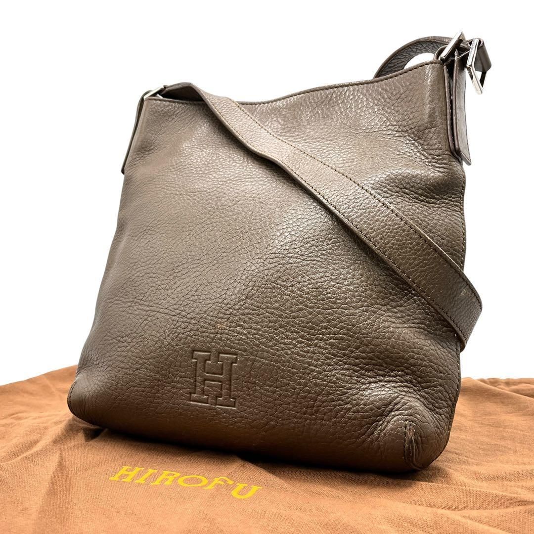 【美品】ヒロフ　ヴィータ　ショルダーバッグ　2way シボ革　Hロゴ　斜め掛け HIROFU ヴィータ Hロゴ レザー 2way ショルダーバッグ 2461 - メルカリ