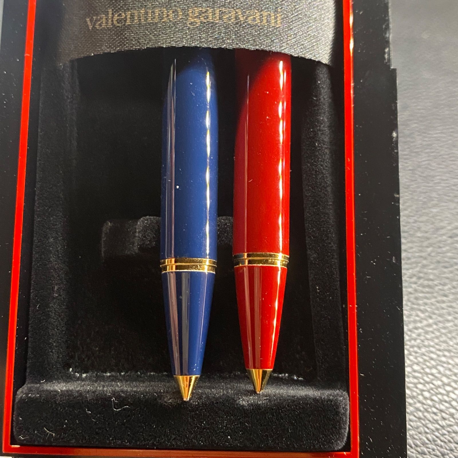 ヴァレンチノガラヴァーニ ヴァレンティノ valentino garavani