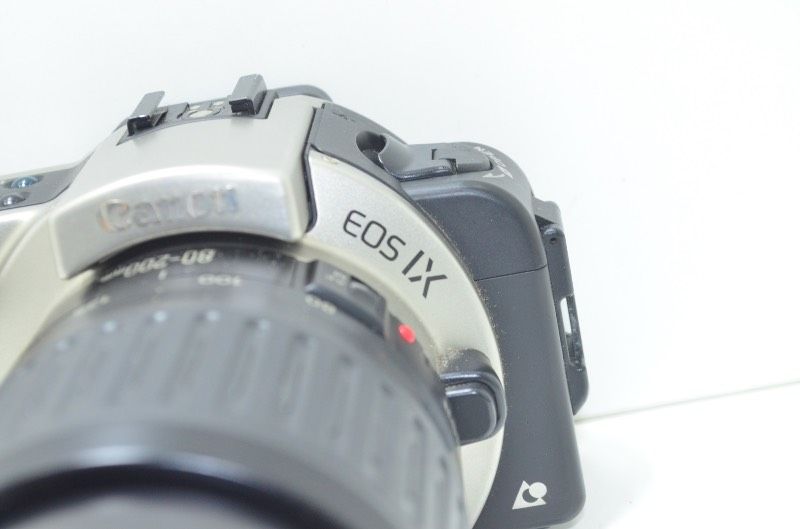○ 【送料無料】 キヤノン Canon EOS IX 一眼レフカメラ 80-200mm