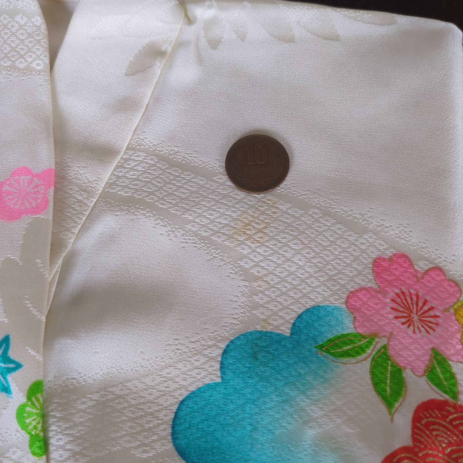 昭和レトロ七五三の御祝い着】「金駒刺繍入」 - メルカリ
