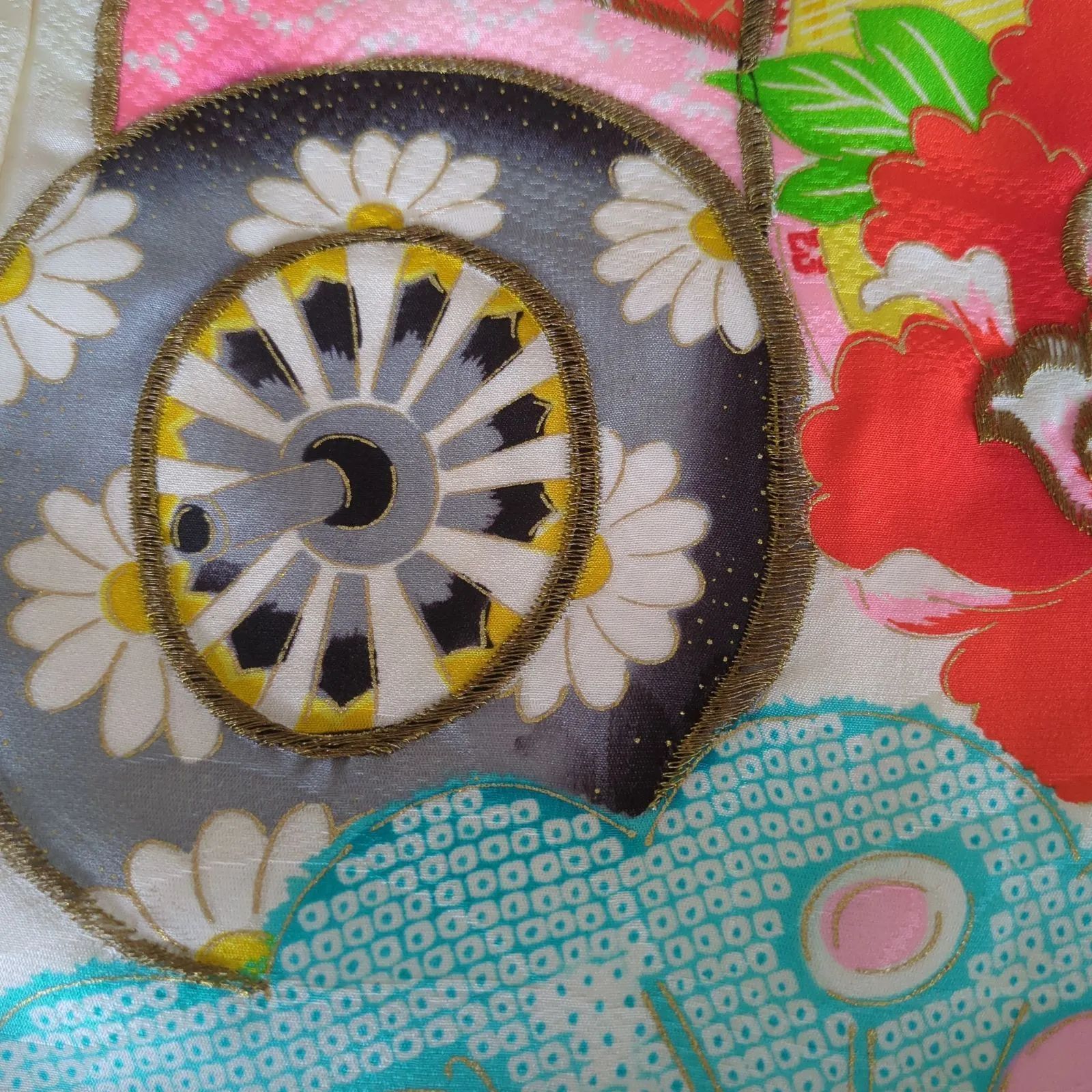 【アンティーク昭和レトロ】七五三のお祝い着「金駒刺繍入」美品です 昭和レトロ七五三の御祝い着】「金駒刺繍入」 - メルカリ