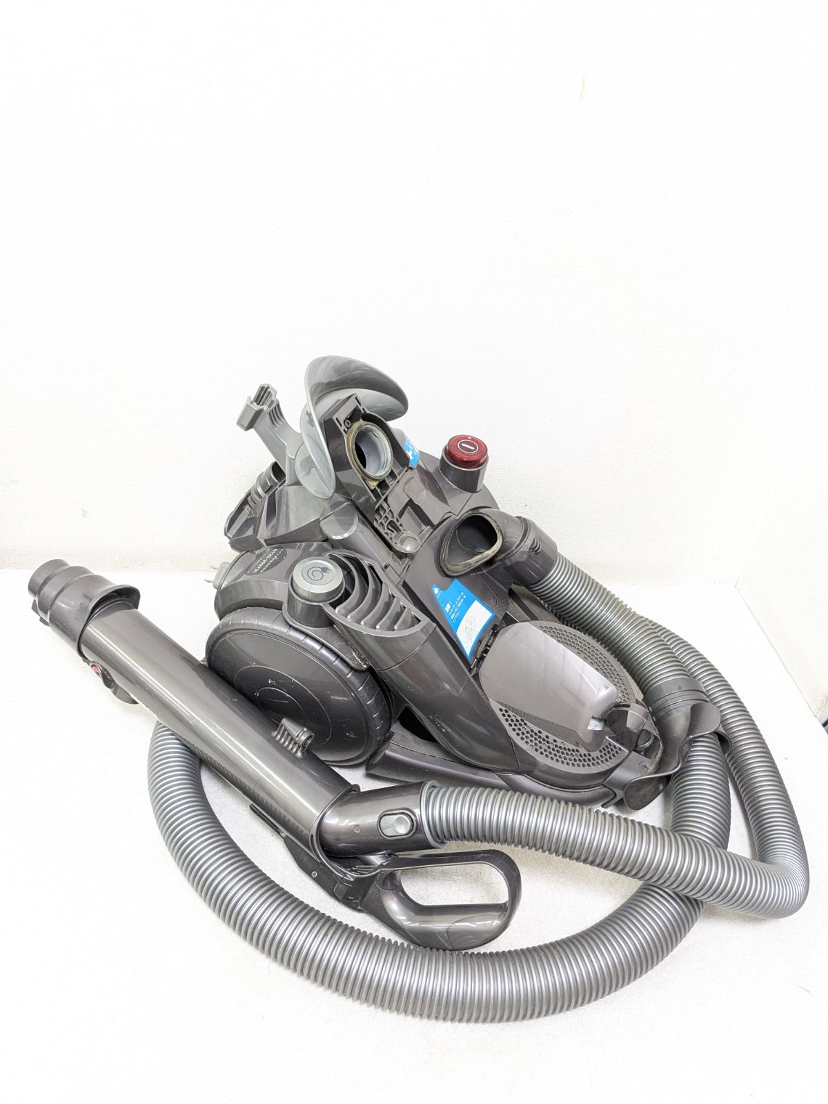 dyson ダイソン DC20 サイクロン式掃除機 ヘッド無し dyson ダイソン DC20 サイクロン式掃除機 ヘッド無し - メルカリ