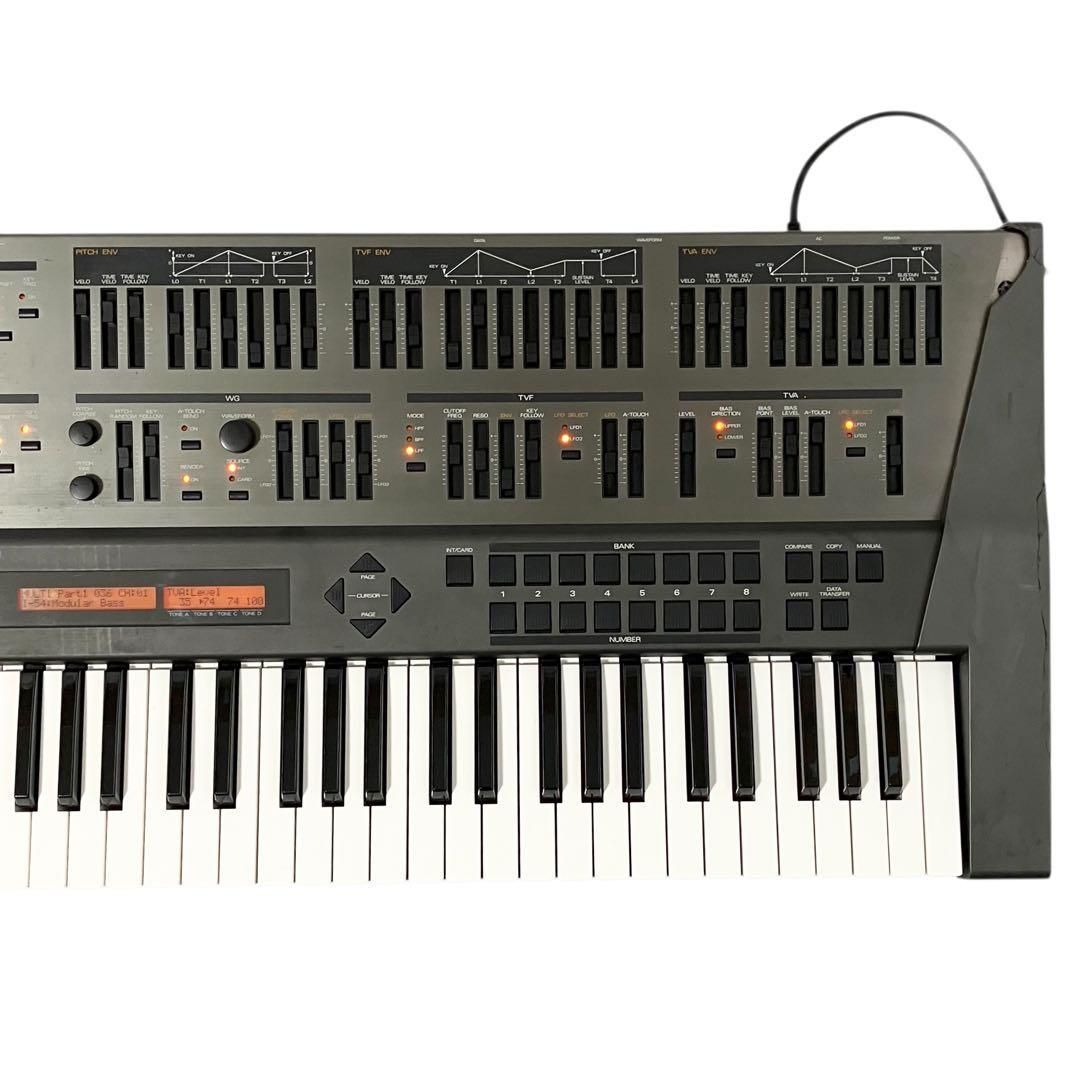 (再出品)Roland JD-800 シンセサイザー 61鍵 Roland - JD-800 | Software Synthesizer