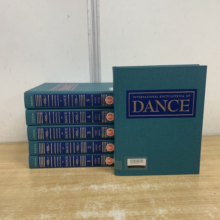 本 □01)【1点限り!】【除籍本】Cohen International Encyclopedia of
