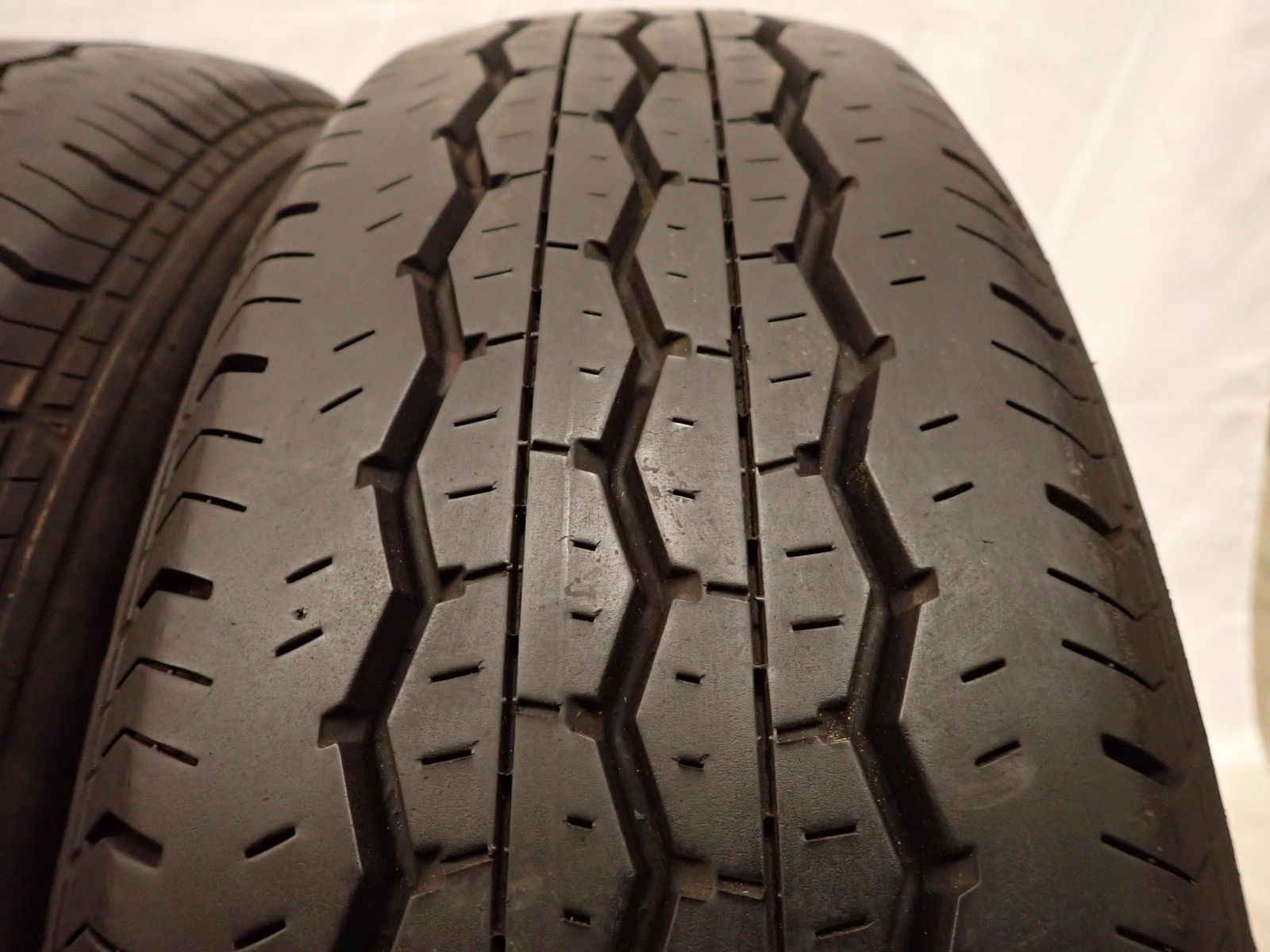 夏4本 会社宛 送料無料 195/80R15 107/105 LT ブリヂストン ECOPIA RD 