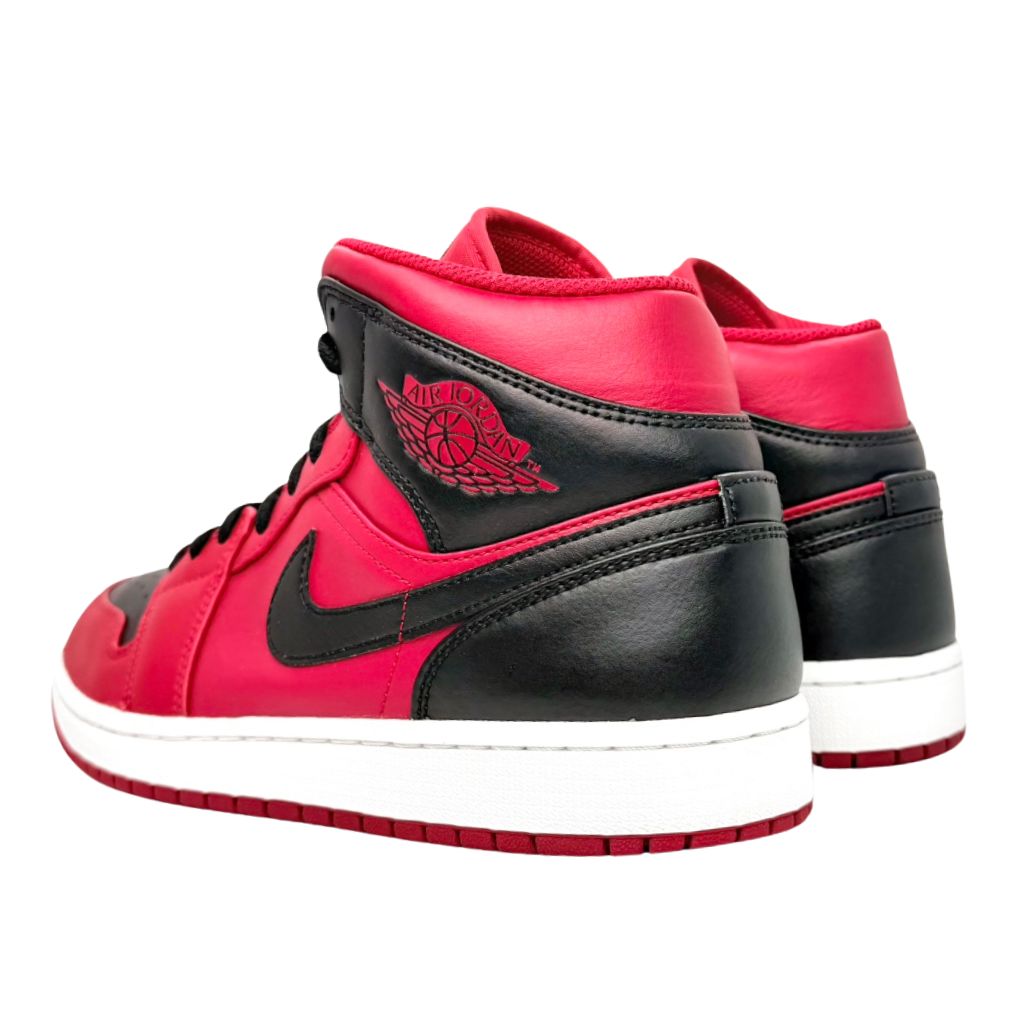 NIKE AIR JORDAN 1 MID REVERSE BRED エア ジョーダン 1 ミッド レッド 