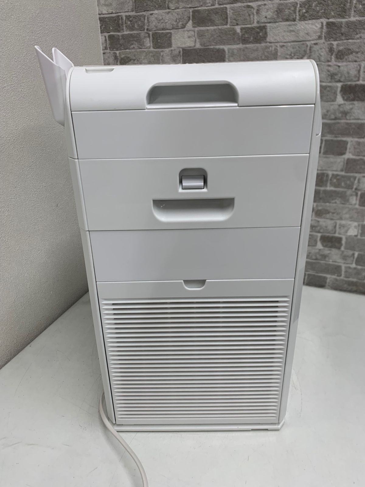 DAIKIN ダイキン 空気清浄機 MC55YKS-W ホワイト 2022年製 - メルカリ