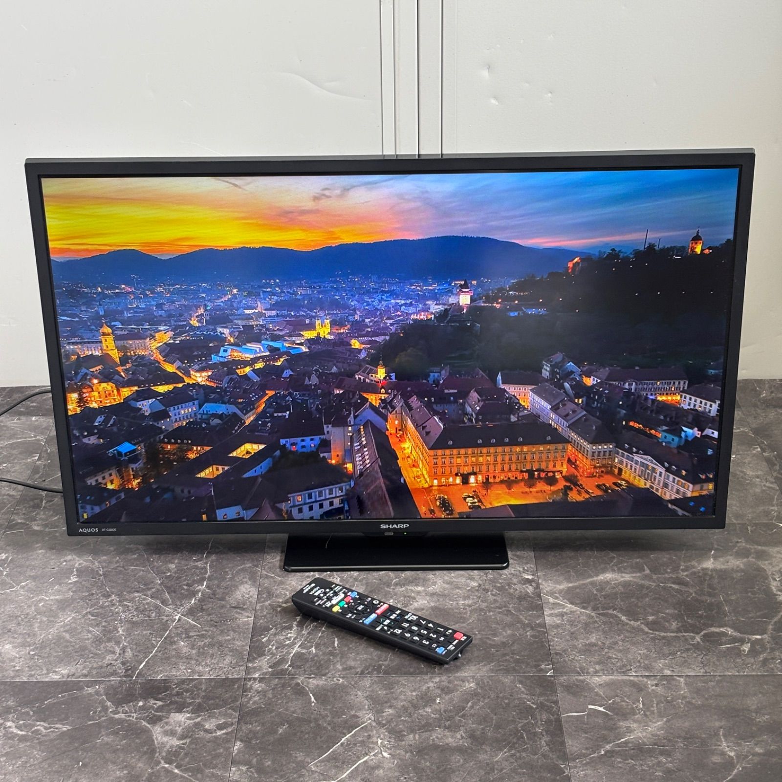 ○【2024年製 AQUOS】リモコン付き SHARP AQUOS 32型液晶テレビ 2T